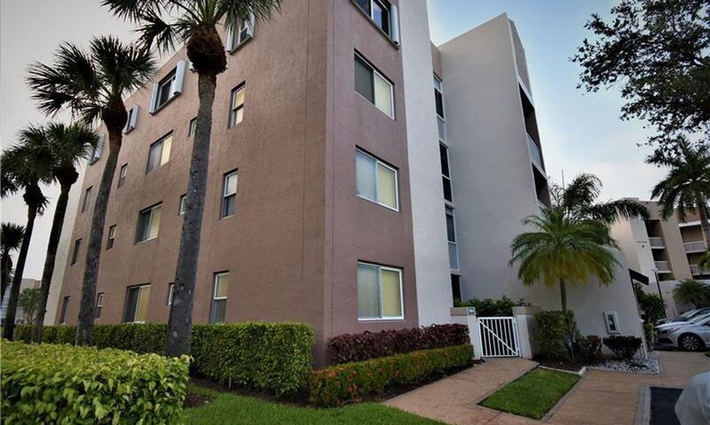 Kings Point in Tamarac