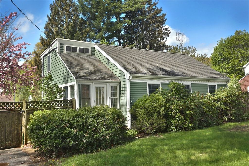 3 Norman Ave