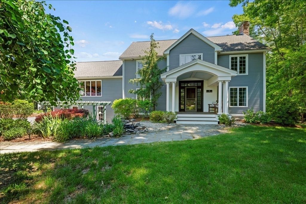 2 Fawcett Orchard Rd