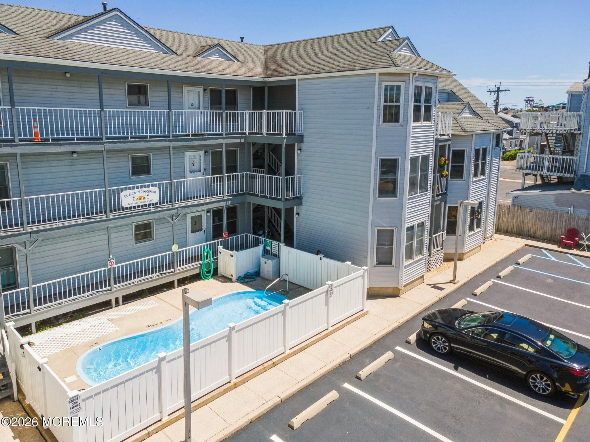 1418 Boulevard 6