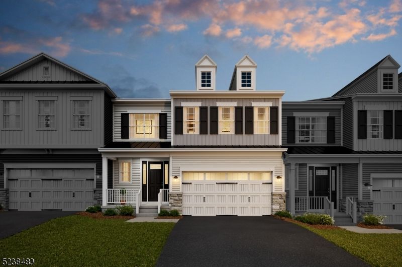 38 Hillandale Dr 403
