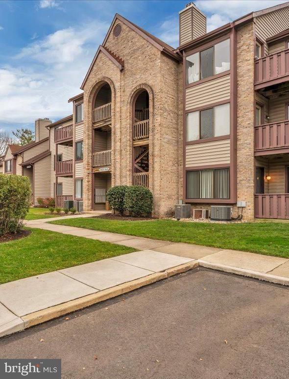 5011 Dunbarton Road B