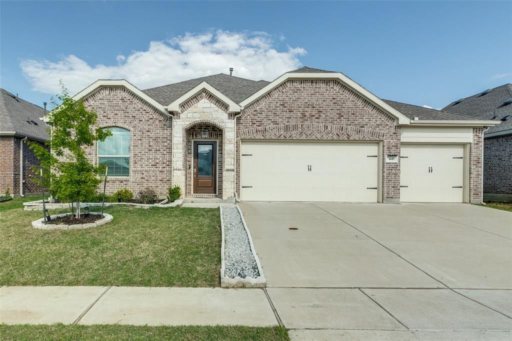 441 Catalpa Drive