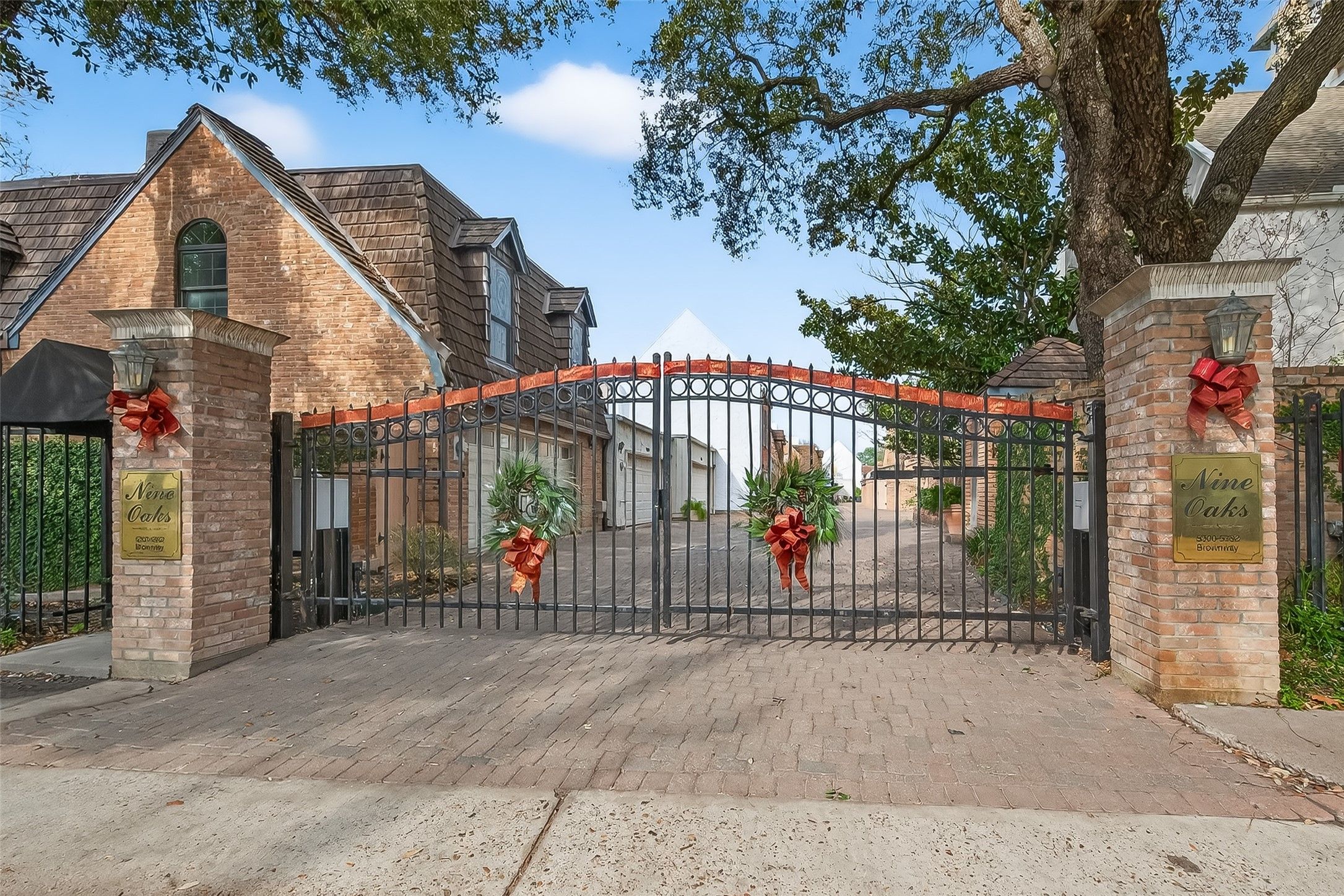 5338 Brownway Street B19