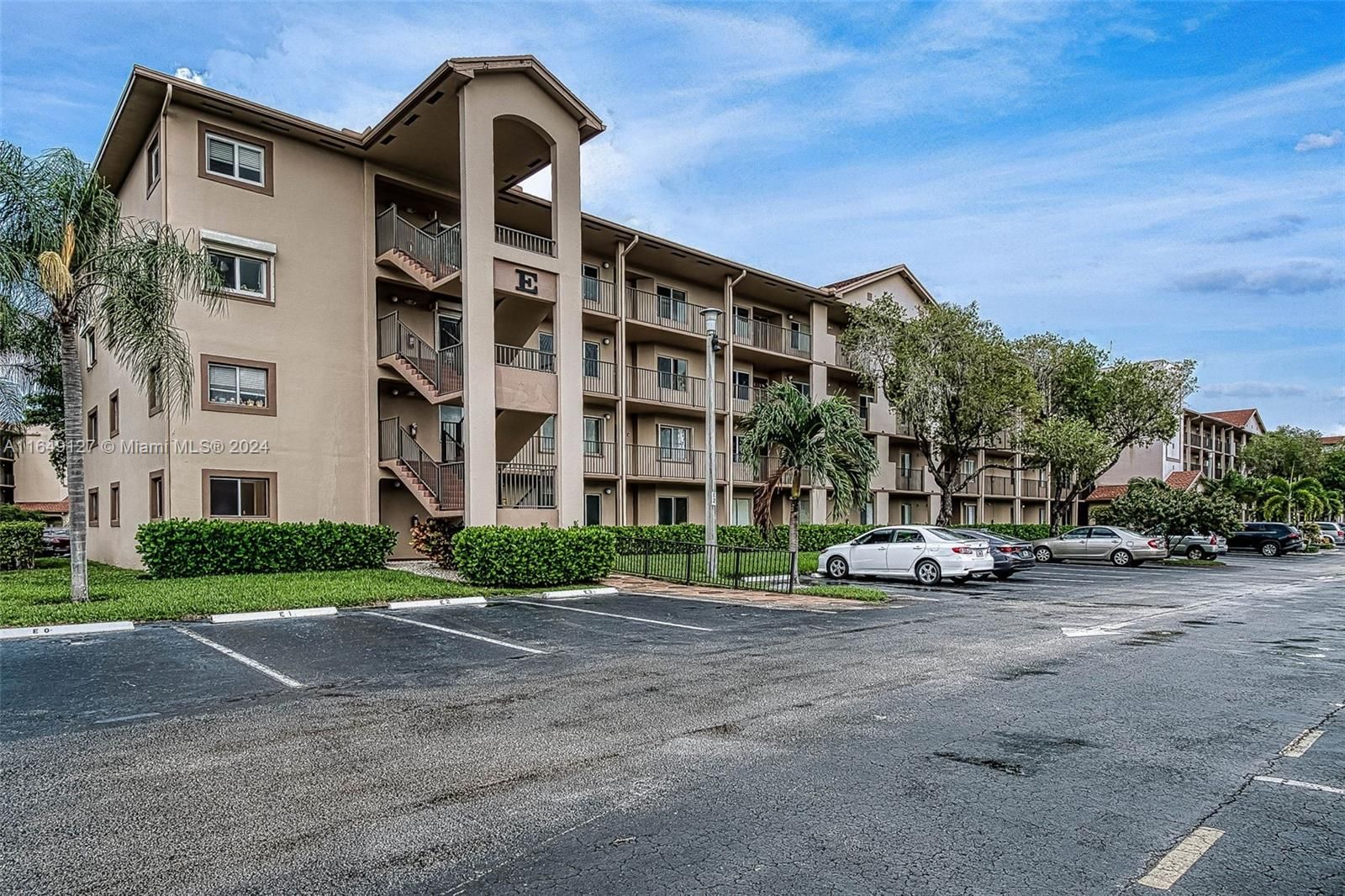 1200 Sw 137th Ave 112E