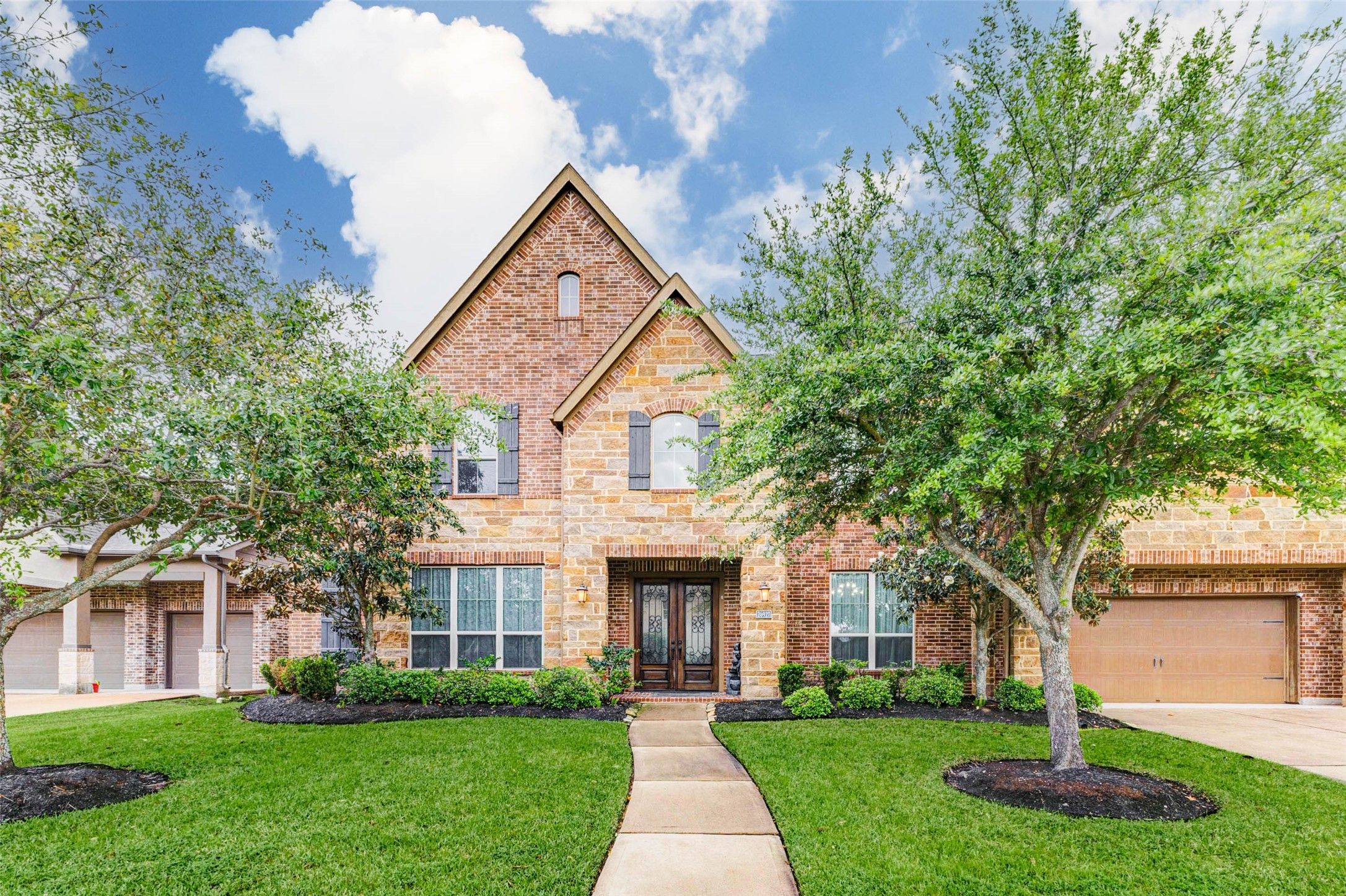 26927 Shoal Glen Lane