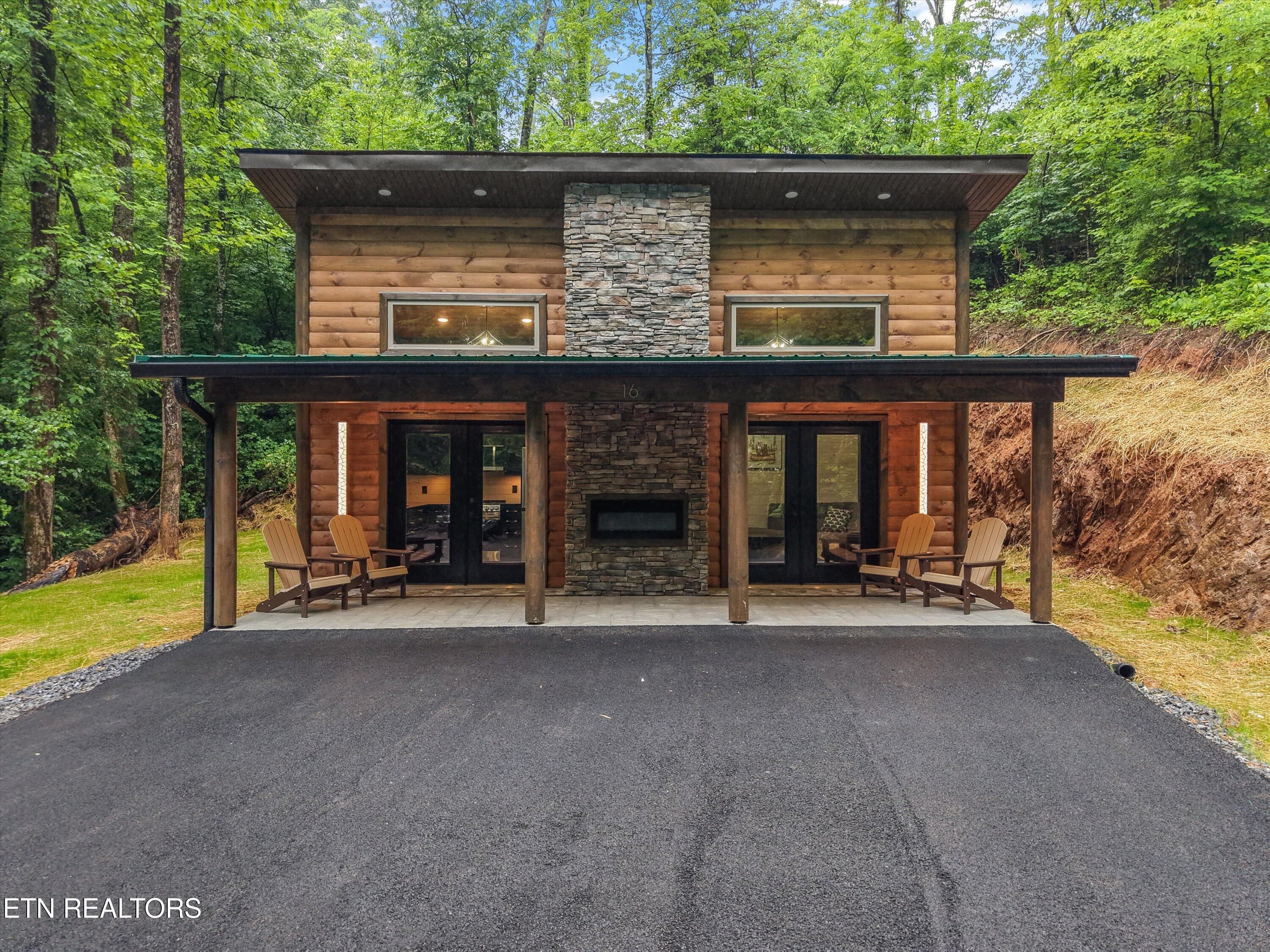 2036 Ridge Rd 16
