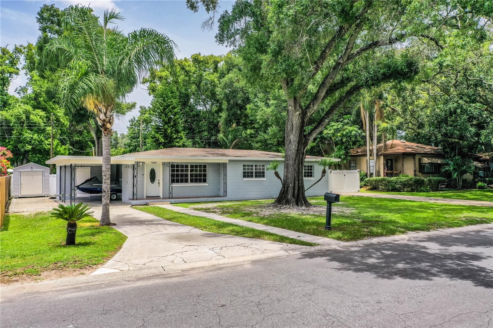 1508 Mockingbird Lane