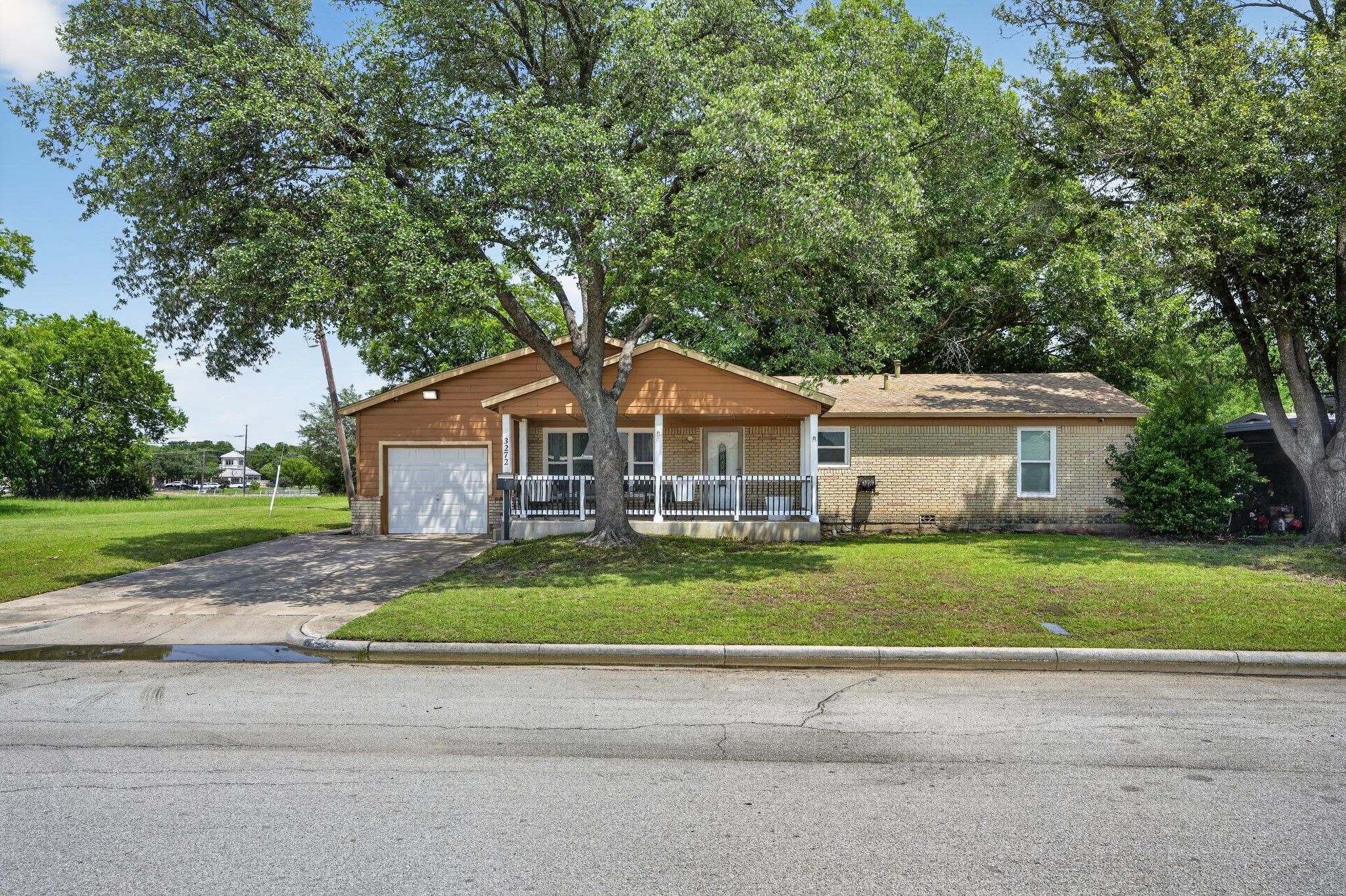 3272 Mimosa Park Drive