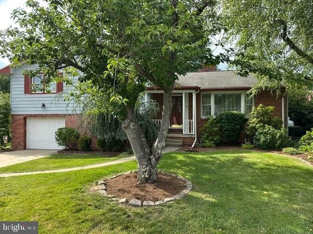 328 Cottage Place