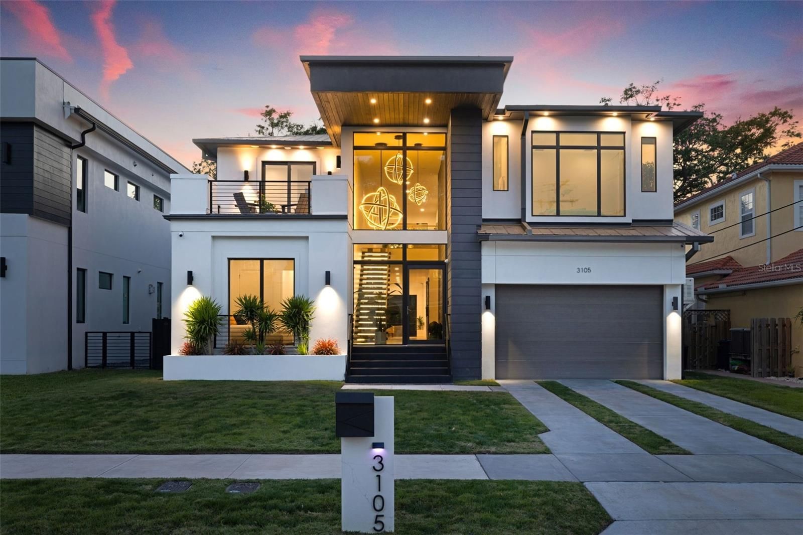 3105 S Schiller Street