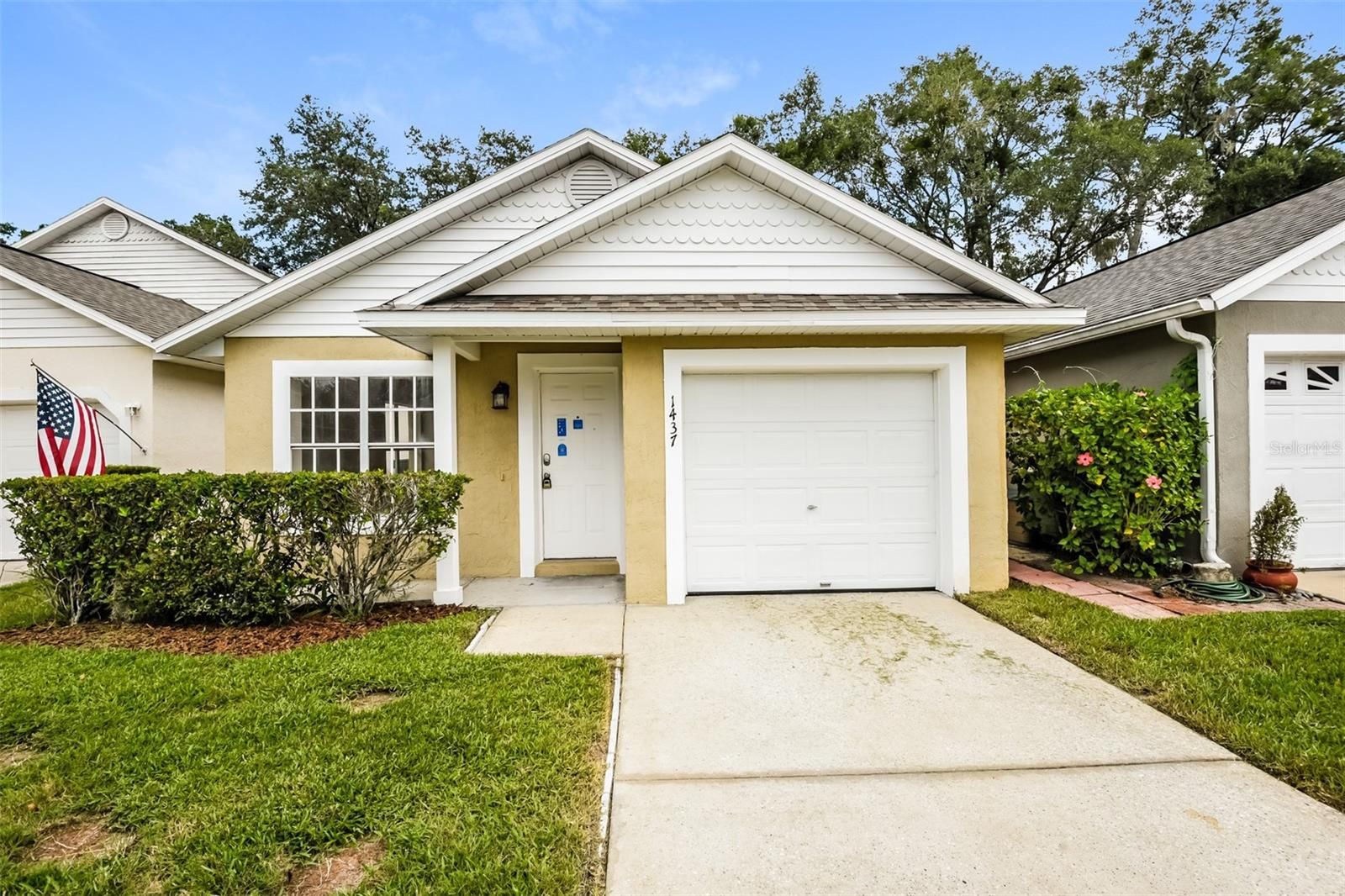 1437 Creekside Circle