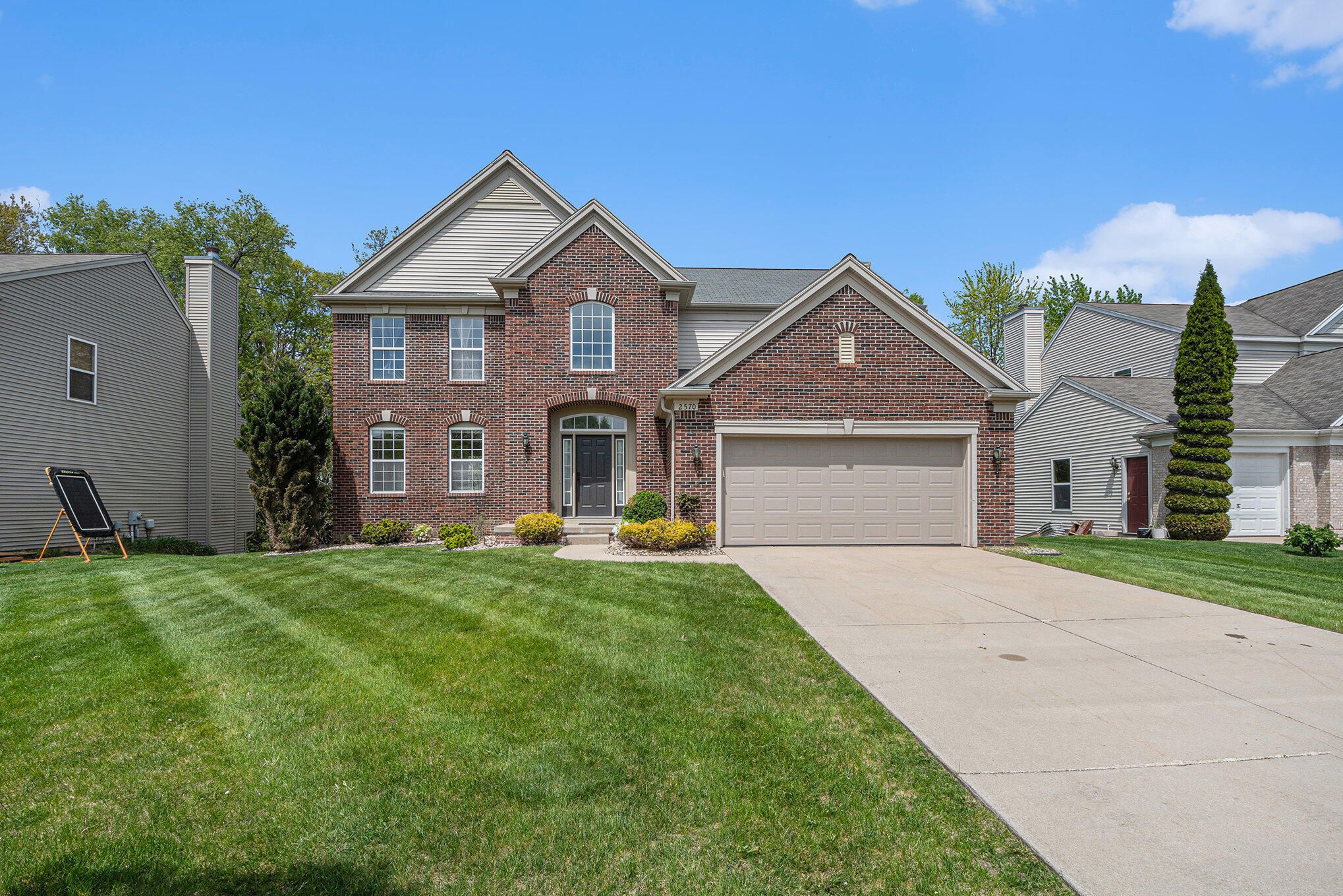 2570 Black Horse Court Ne