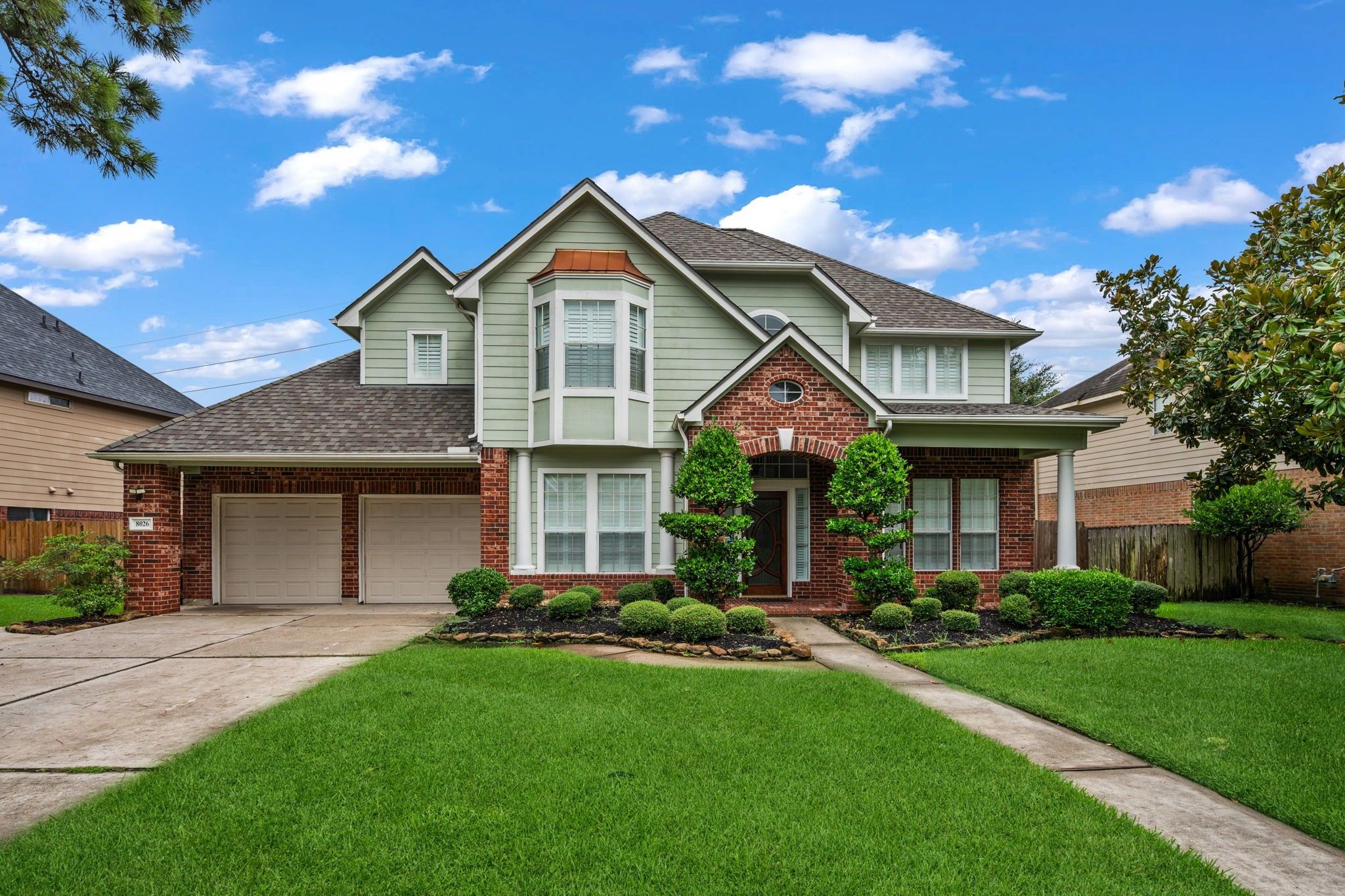 8026 Trophy Place Drive