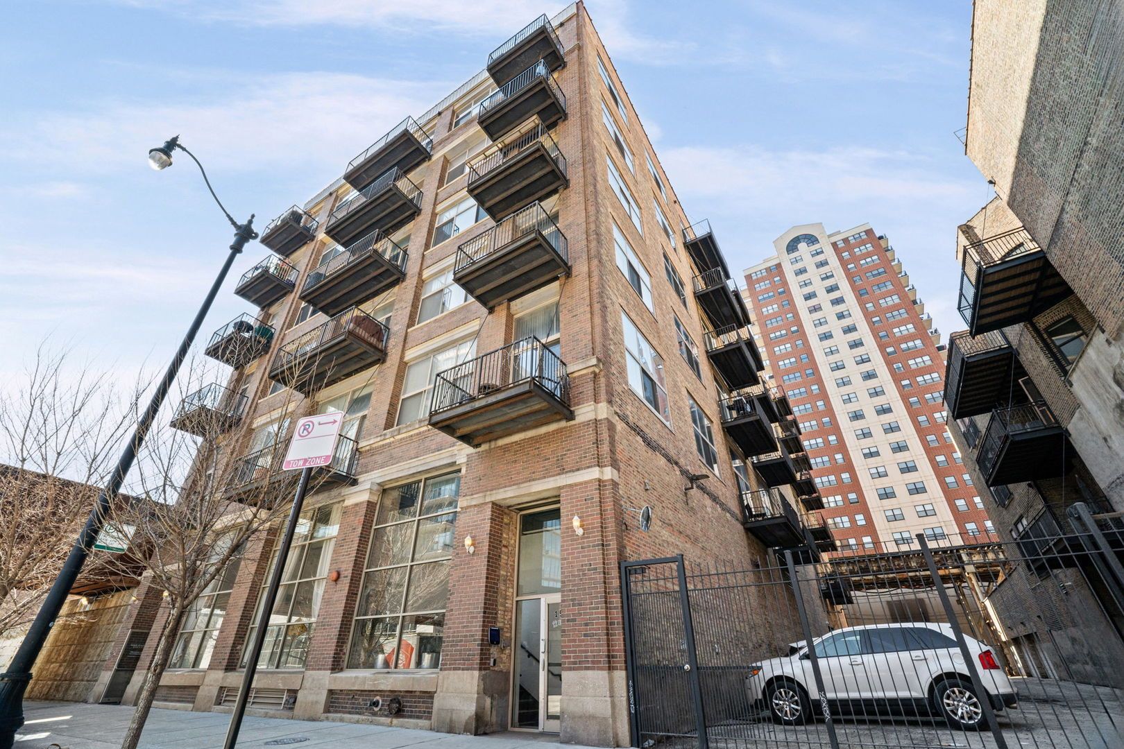 1528 S Wabash Avenue 304