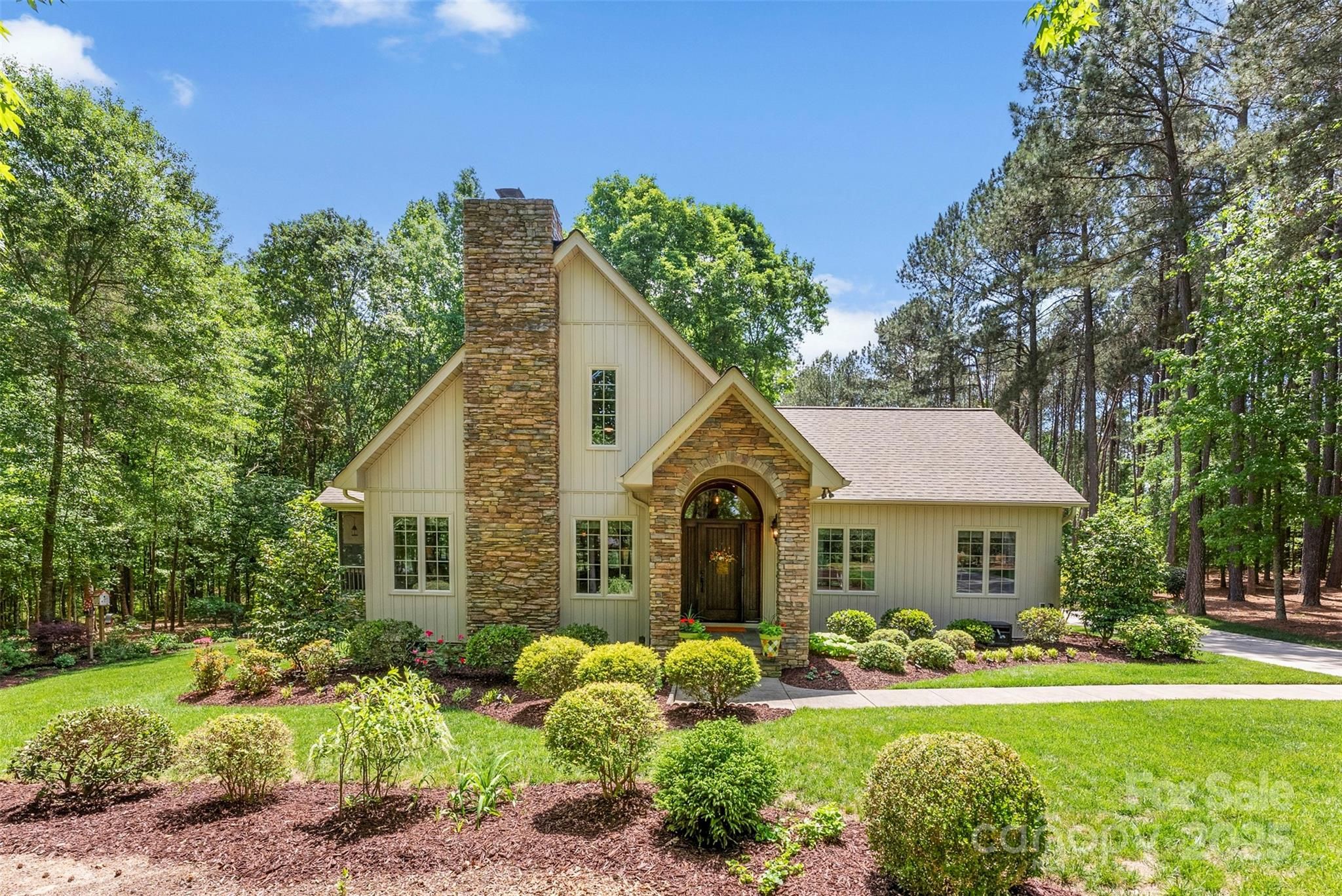 6599 Majestic Pine Drive