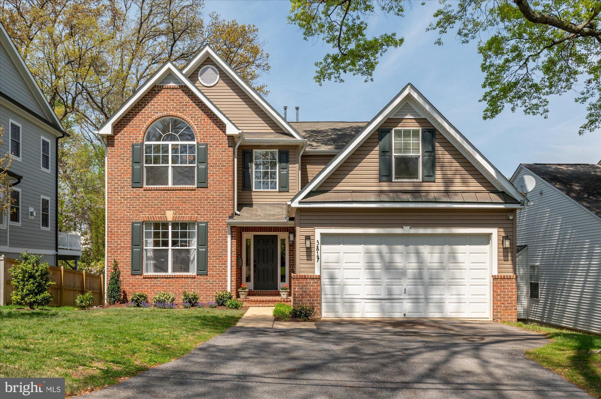 3817 Lawrence Avenue