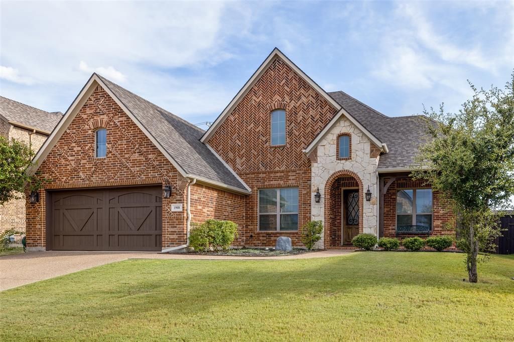 1908 Bent Creek Way