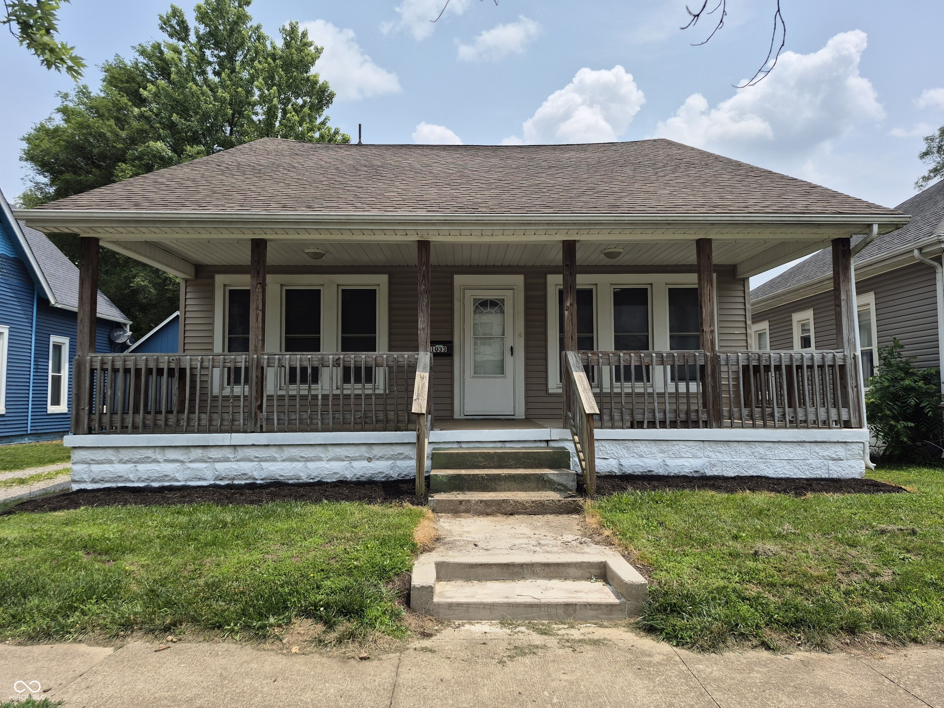 1033 Cottage Avenue