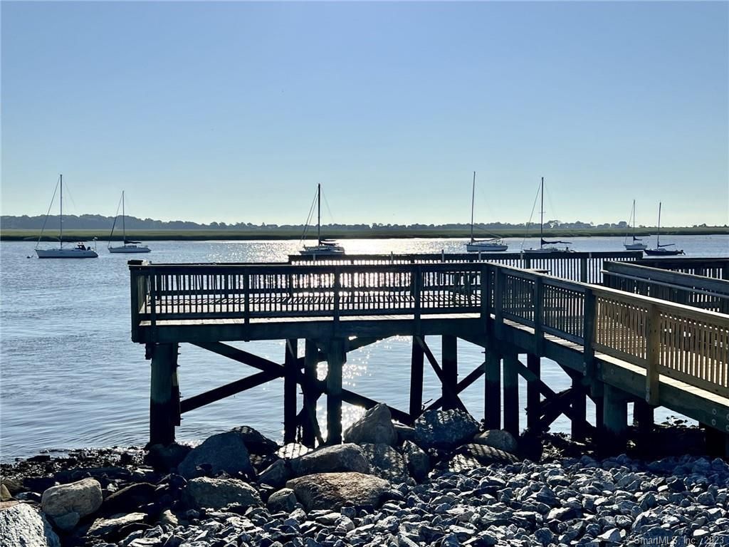 50 Birdseye Street 416