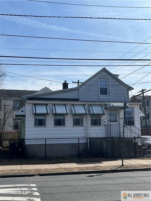 34 Bartlett Street