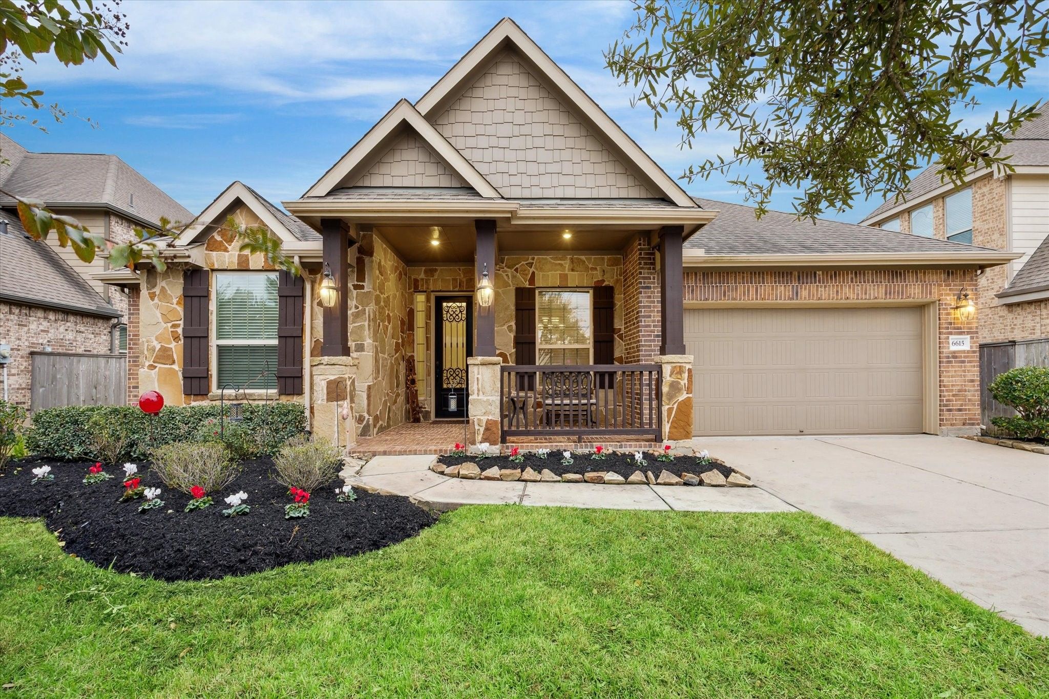 6615 Cottonwood Crest Lane