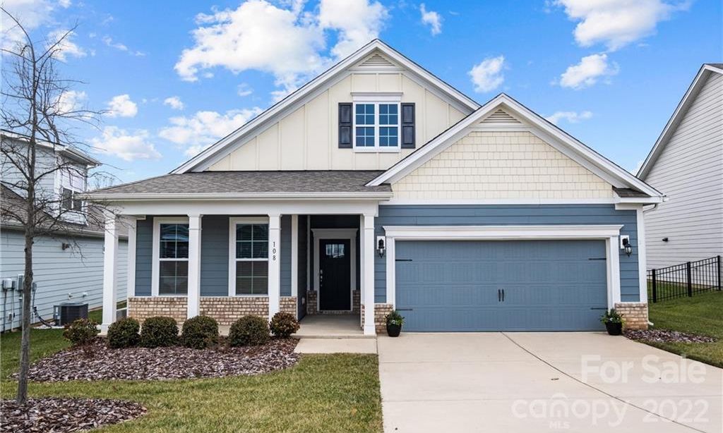 Lake Walk Freedom Homes