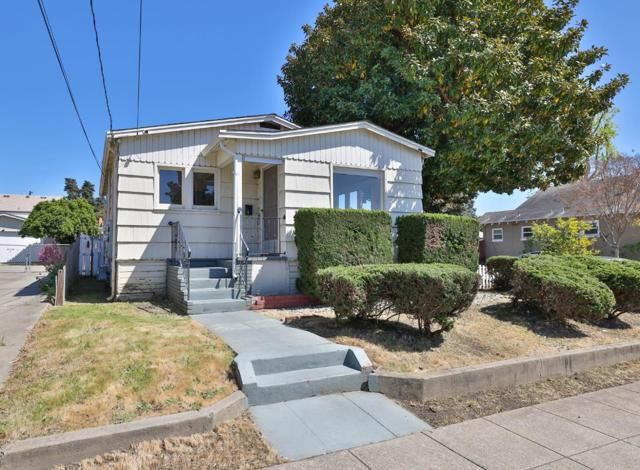 494 Lewis Avenue