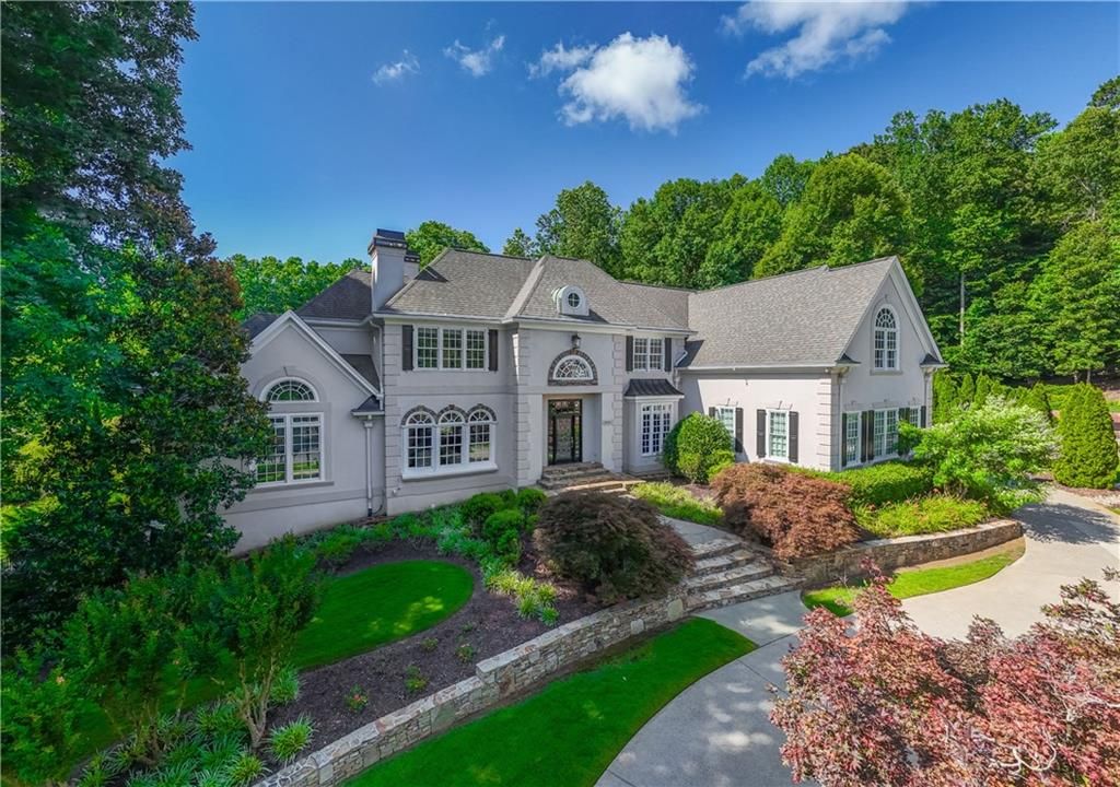 1055 Hedgerose Lane