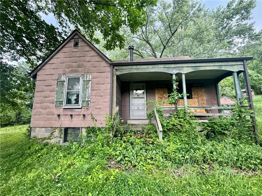 263 Elicker Rd