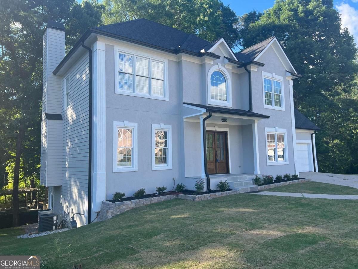 4101 Sweetwater Falls