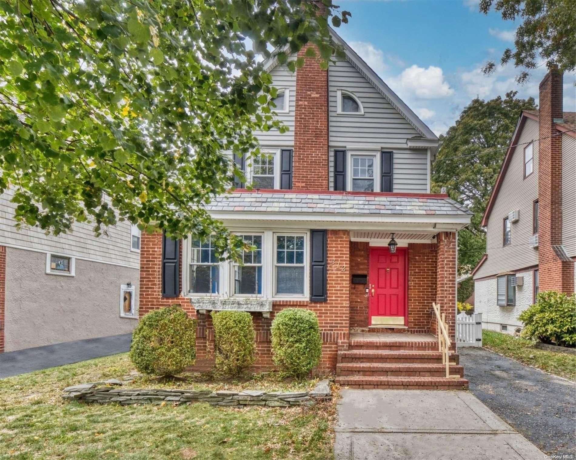 312 Plainfield Avenue