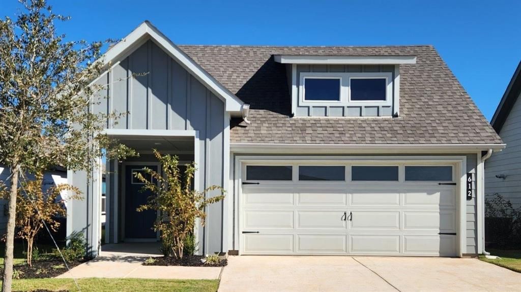 612 Capstone Circle