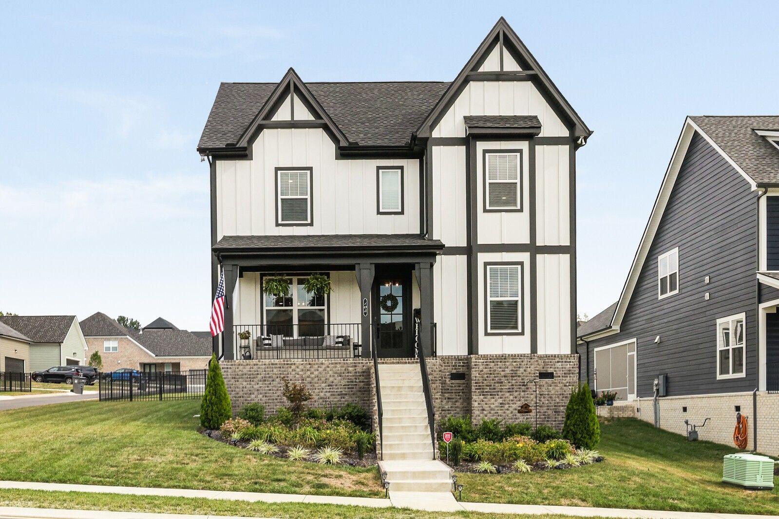 105 Stonehaven Way