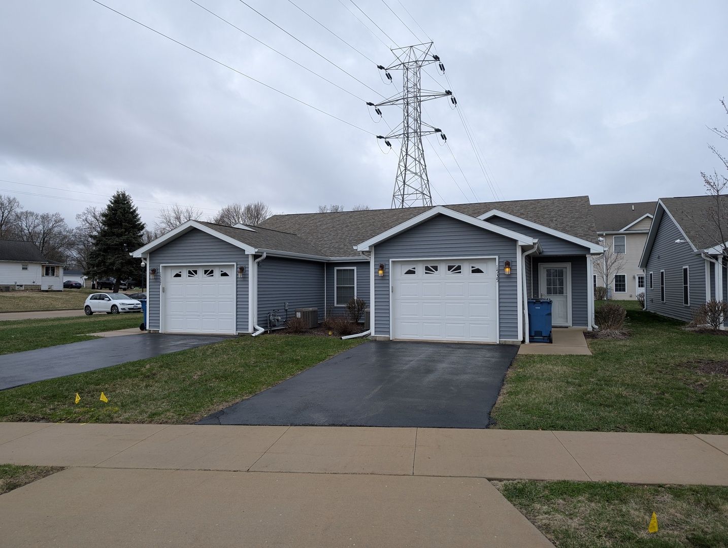 1535 Eadens Place 0