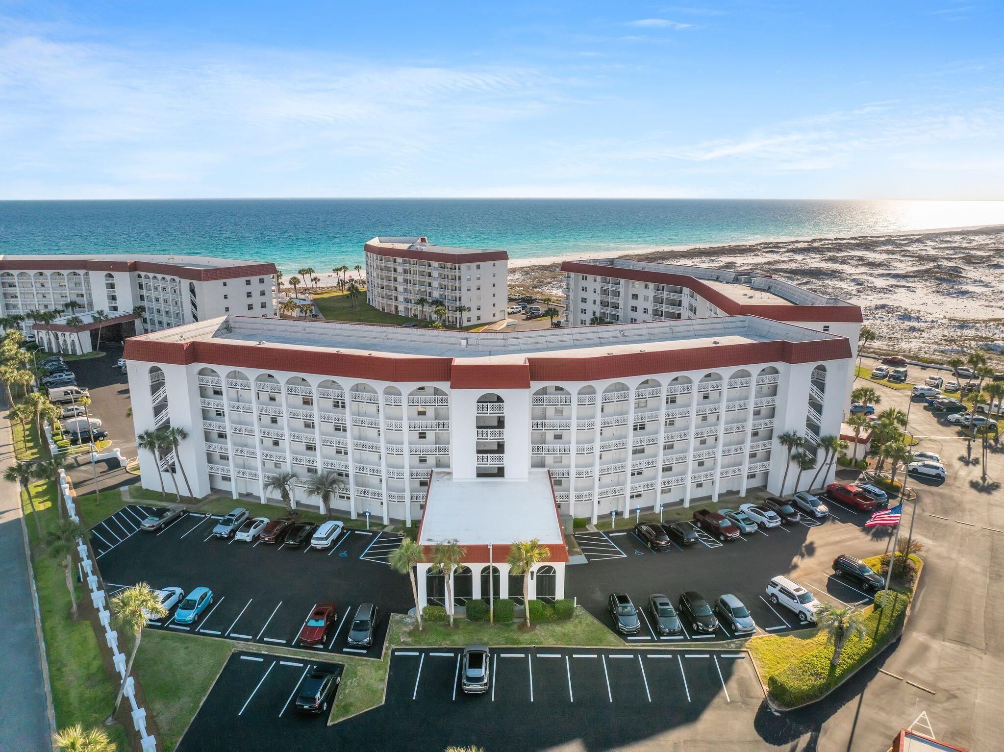 909 Santa Rosa Boulevard 151