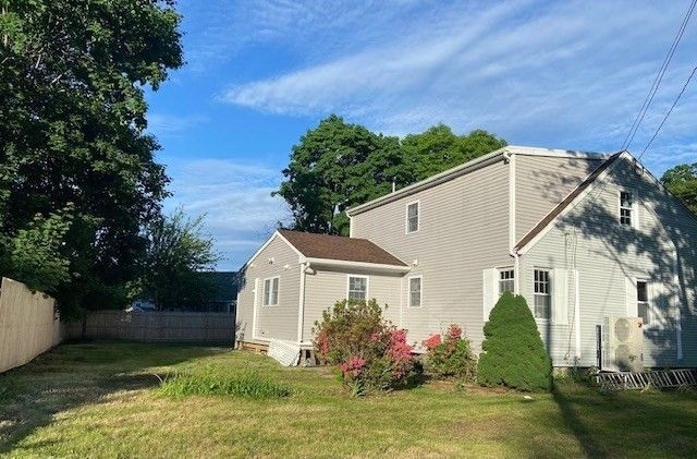 32 Meadow Road