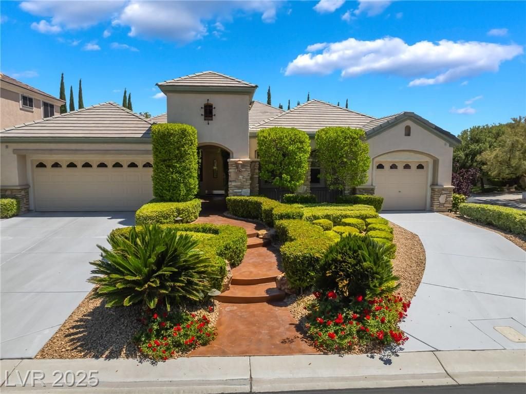 308 Kingsclear Court