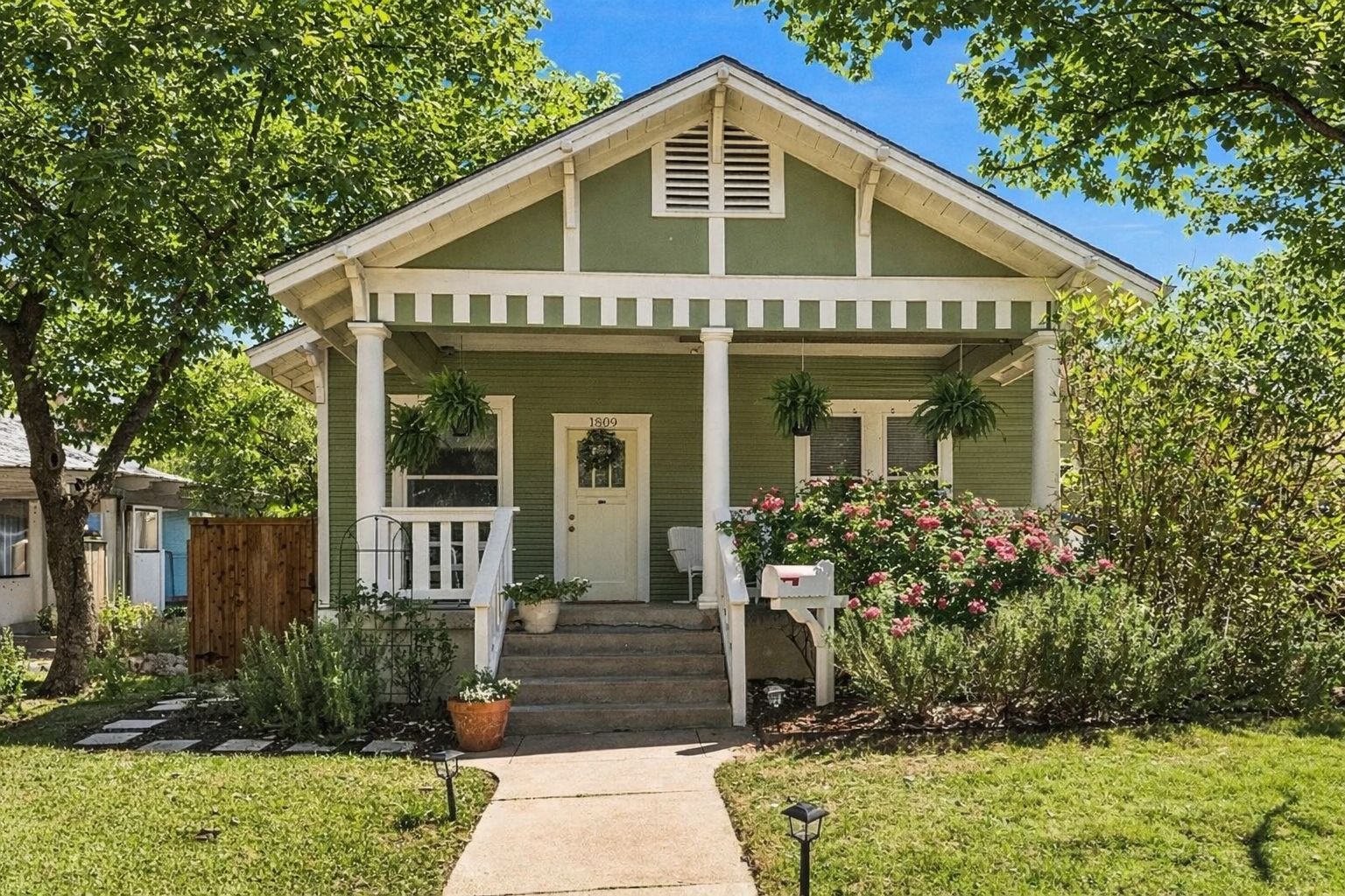 1809 Nickerson Street