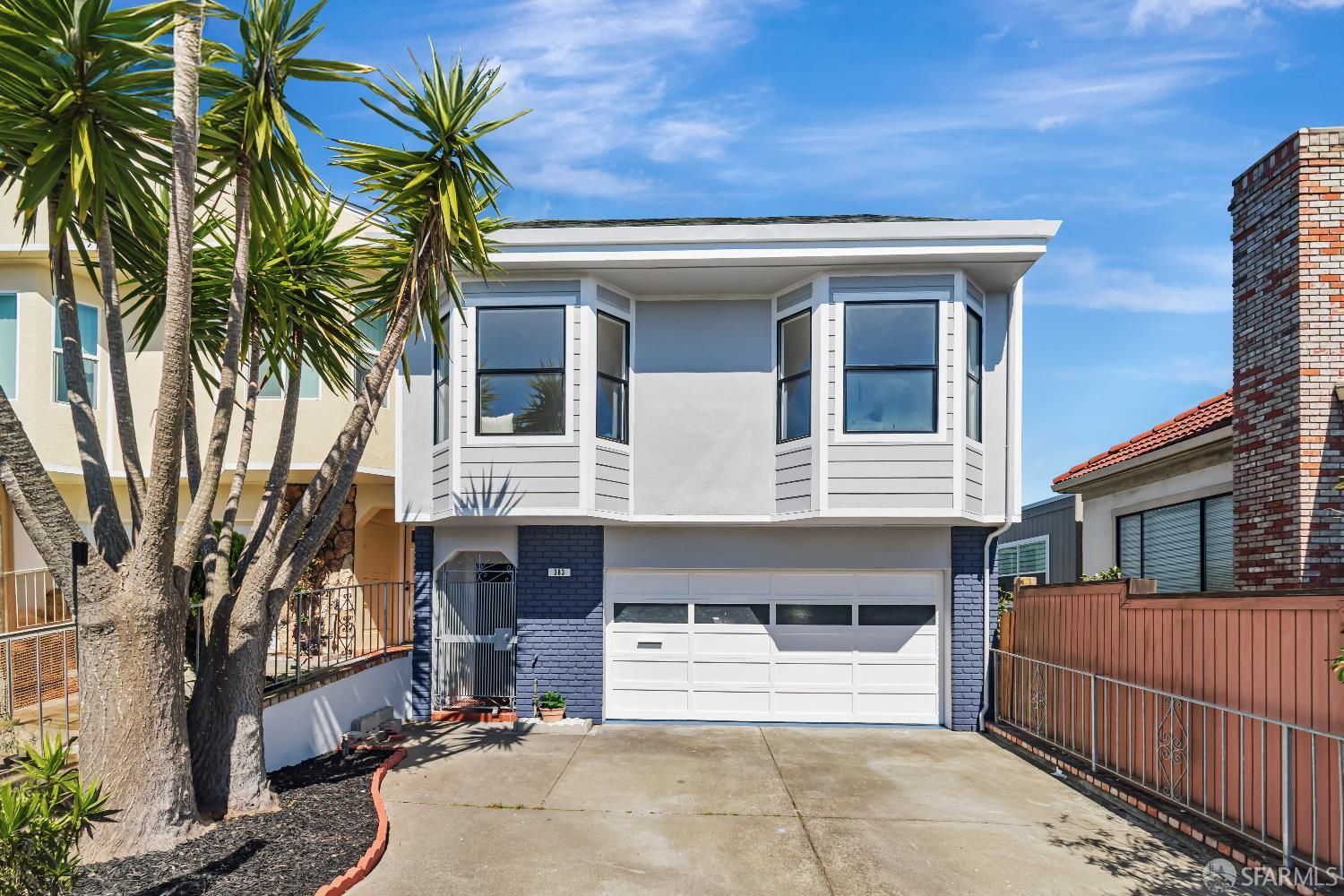 383 Abbot Avenue
