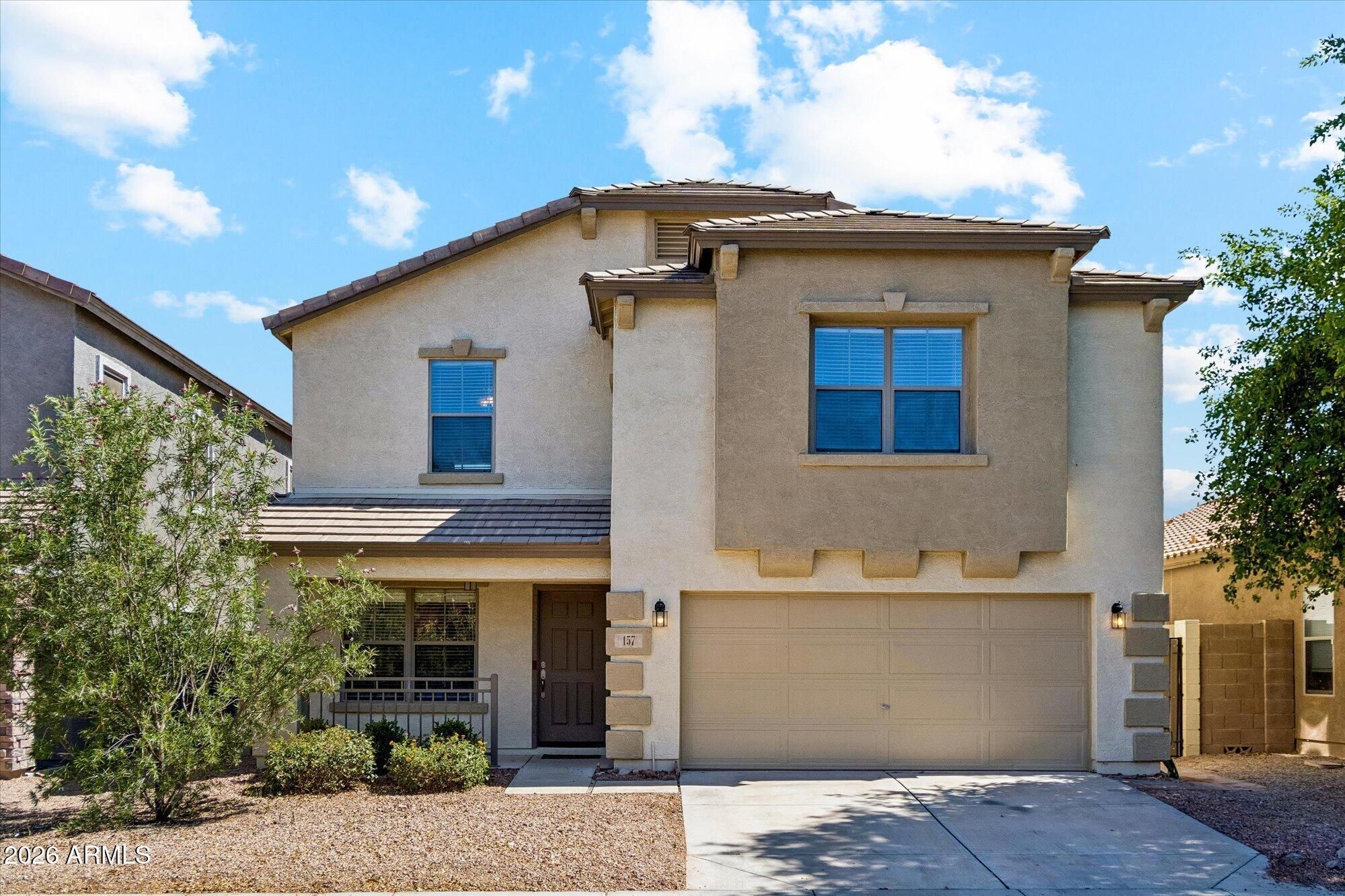 157 W Desert Vista Trail