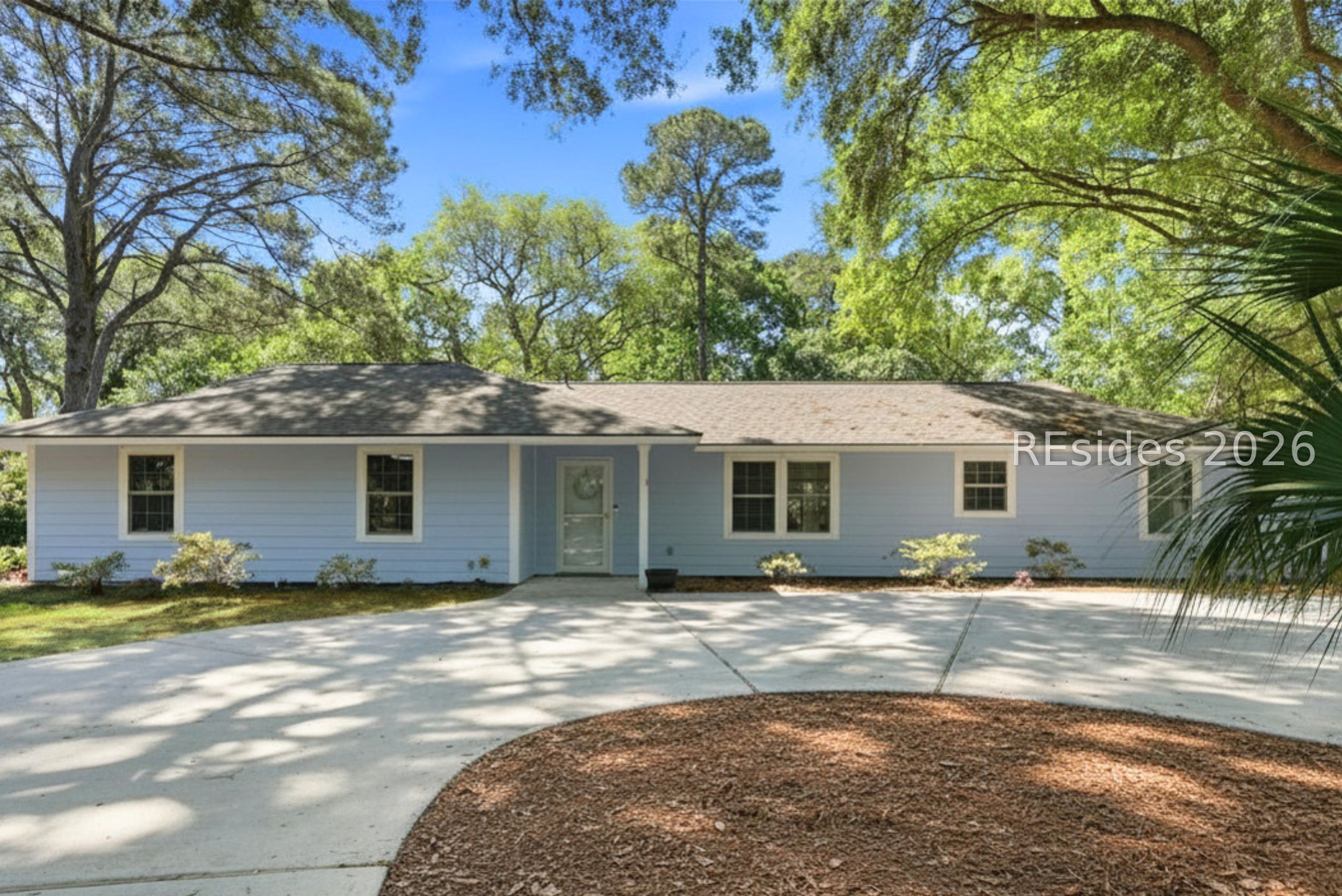 6 Audubon Place