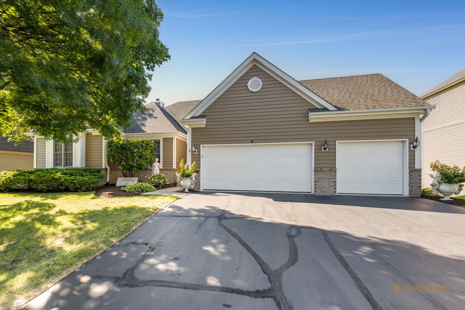 6 Sherwood Court