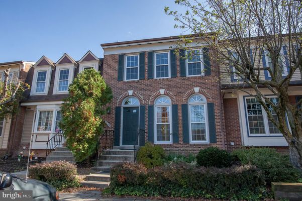 Wellington Commons Alexandria Va Homes For Sale Real Estate Neighborhoods Com