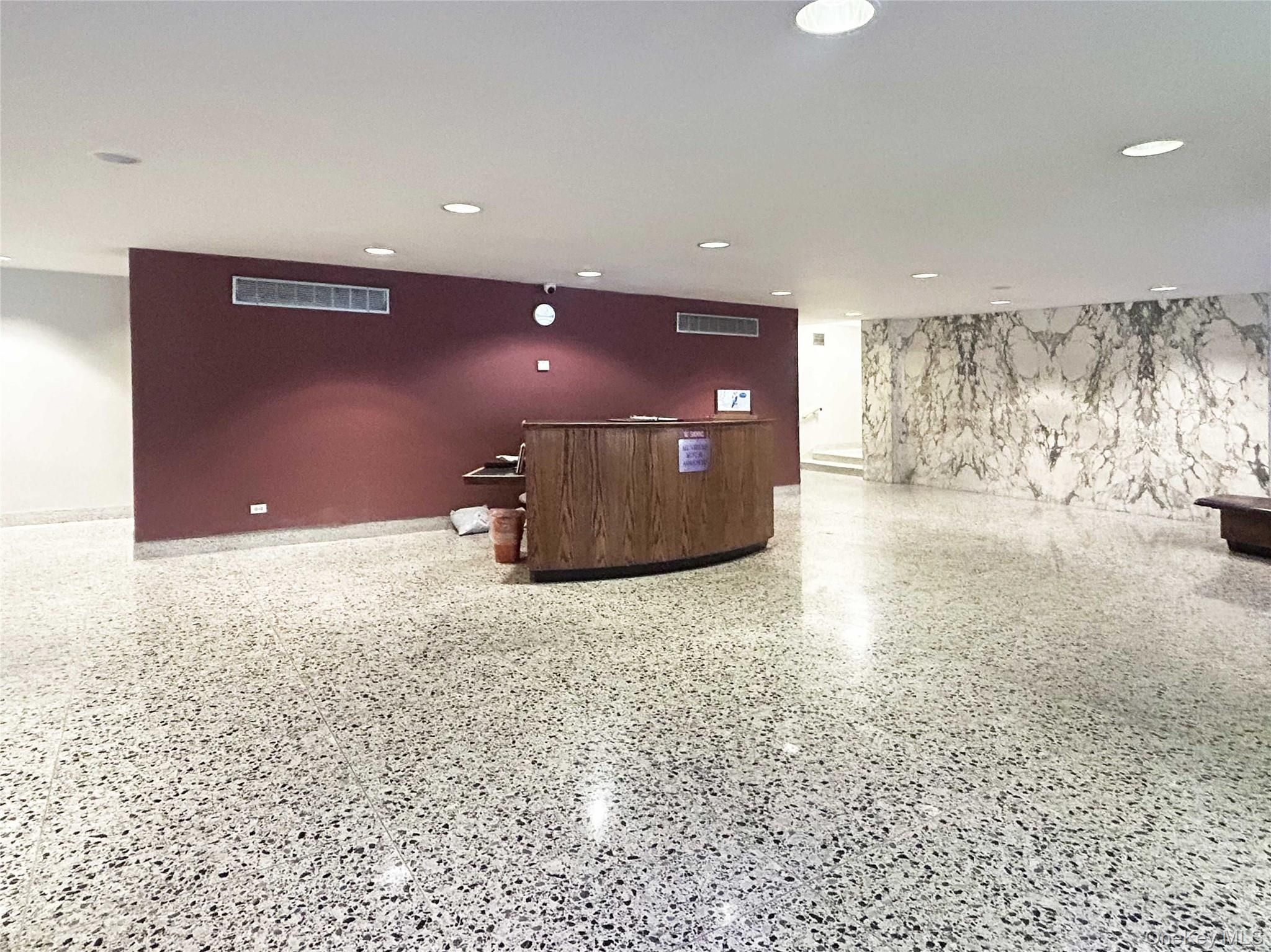 142-05 Roosevelt Avenue 412