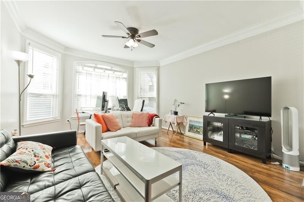 955 Juniper Street Ne 4114