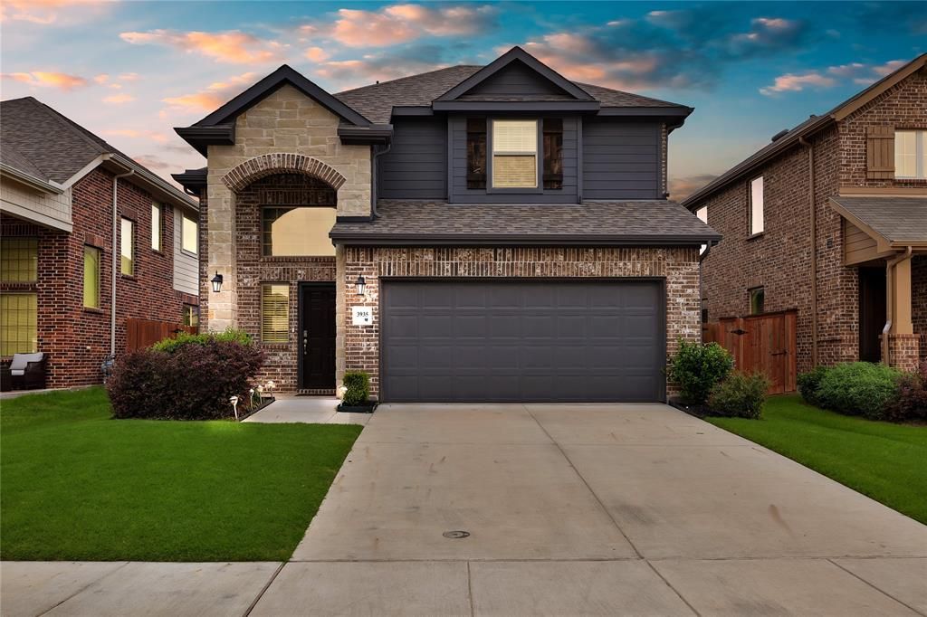 3935 Chesapeake Lane