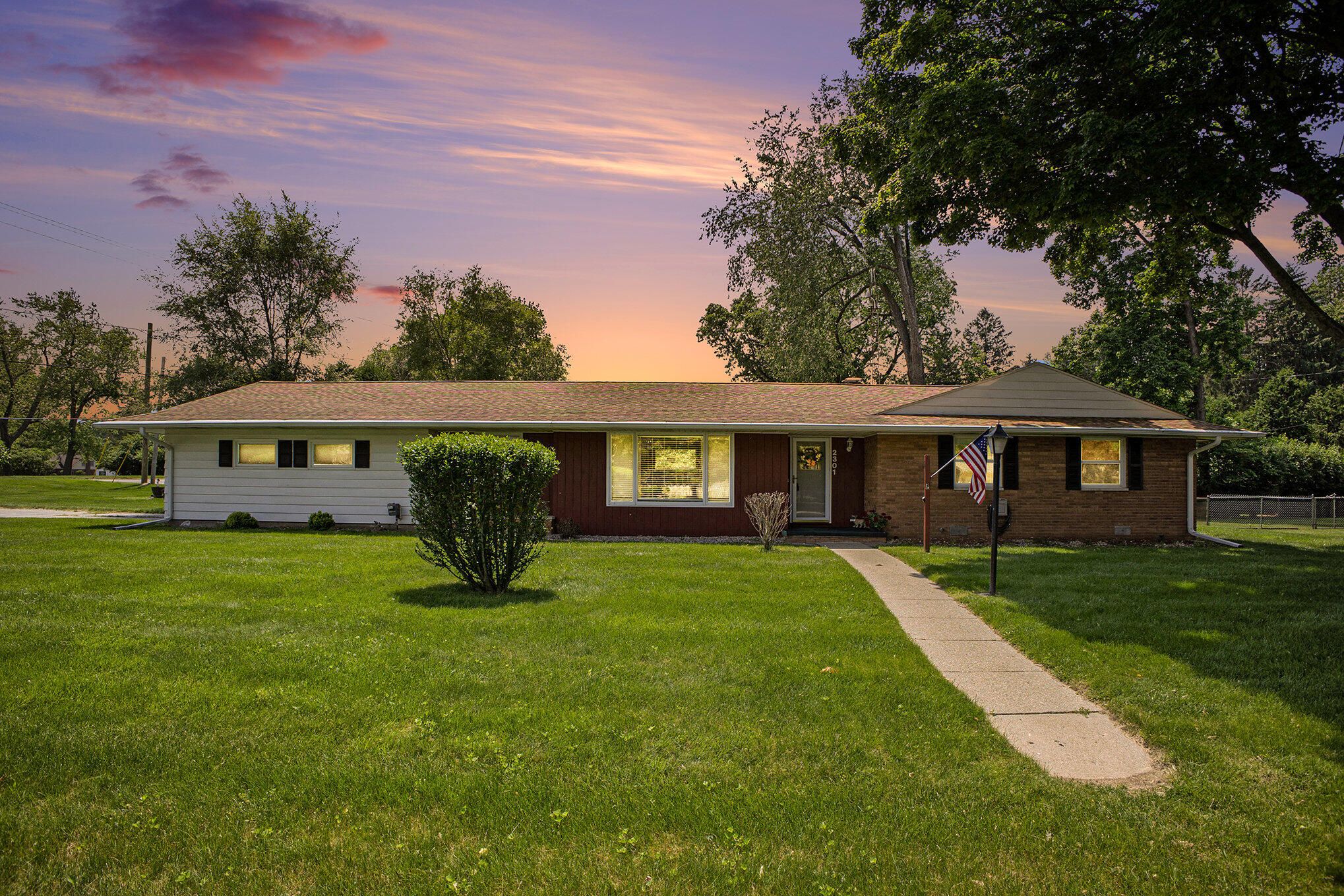 2301 Foote Manor Drive