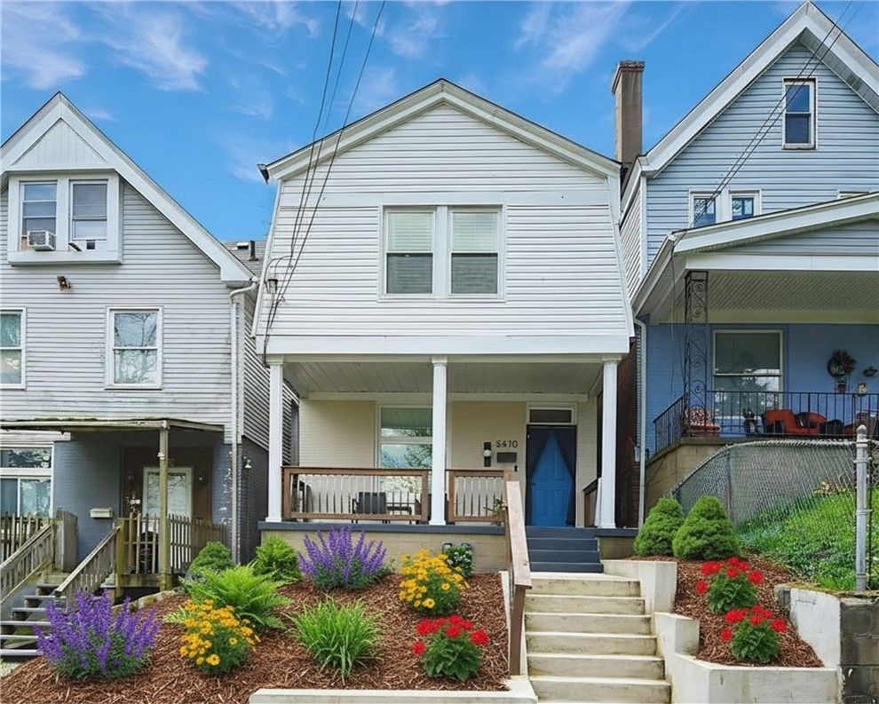 5470 Hillcrest