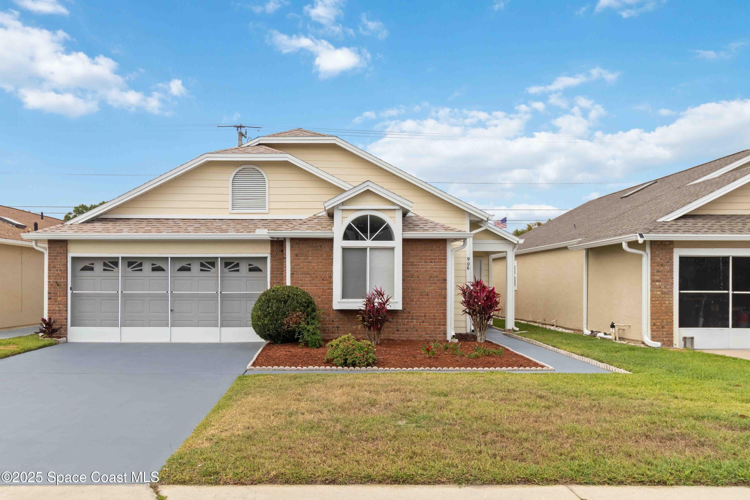 906 S S Fork Circle